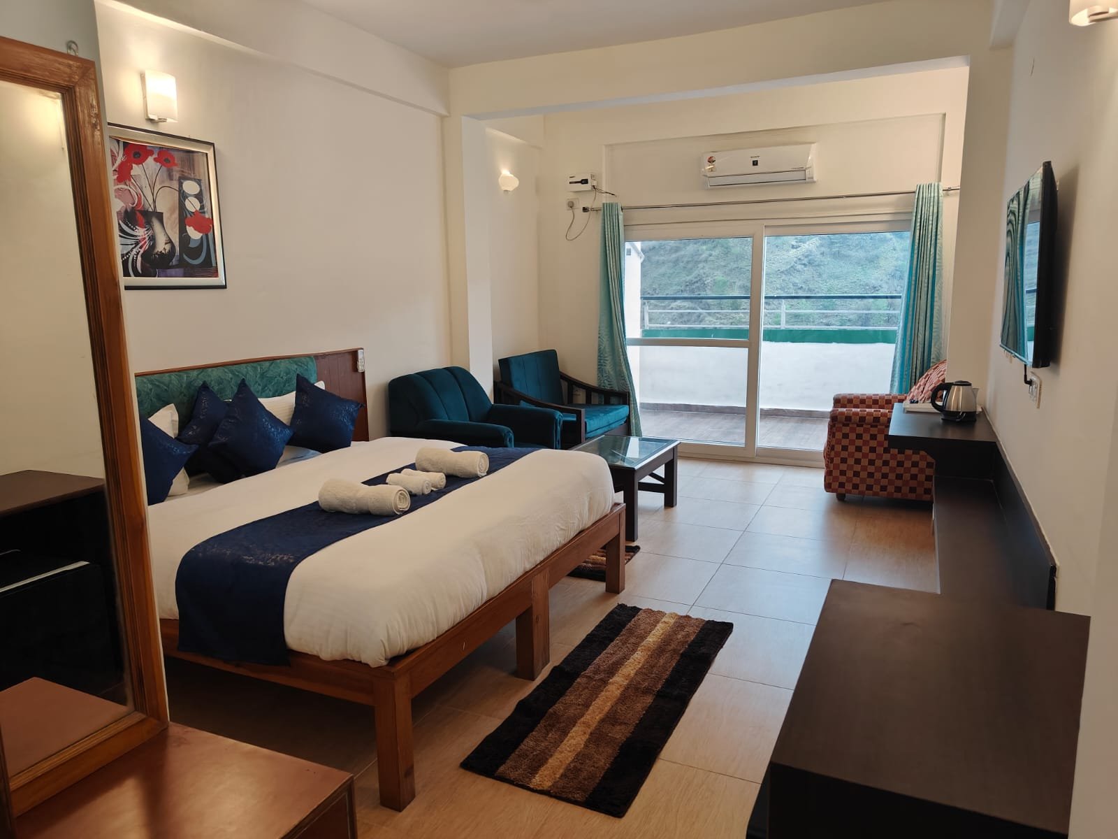 Hotels in Pipalkoti