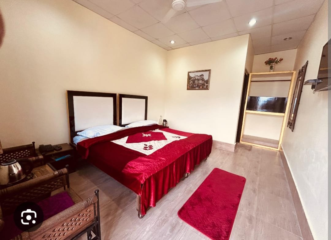 Hotel in Guptkashi