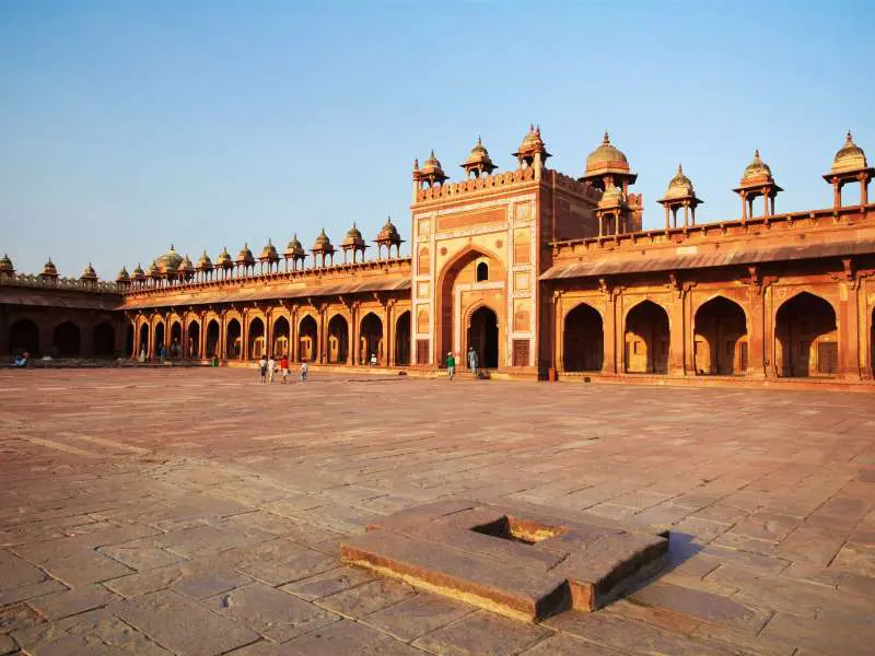Fatehpur Sikri and Agra tour package