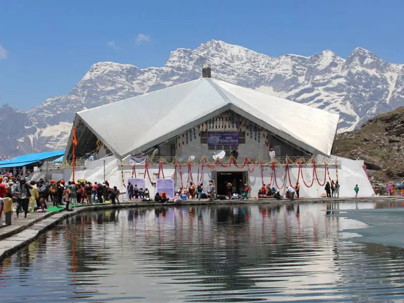 Hemkund Sahib with Valley of Flower tour package from Delhi