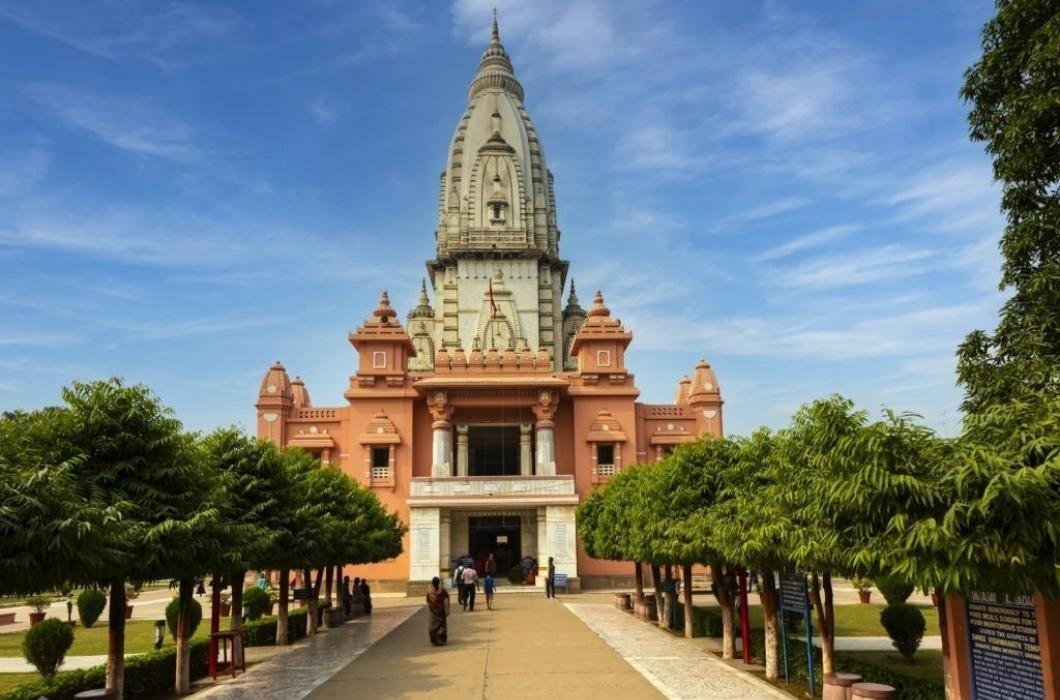 Tour Programme of Lucknow, Ayodhya, Varanasi from Howrah 