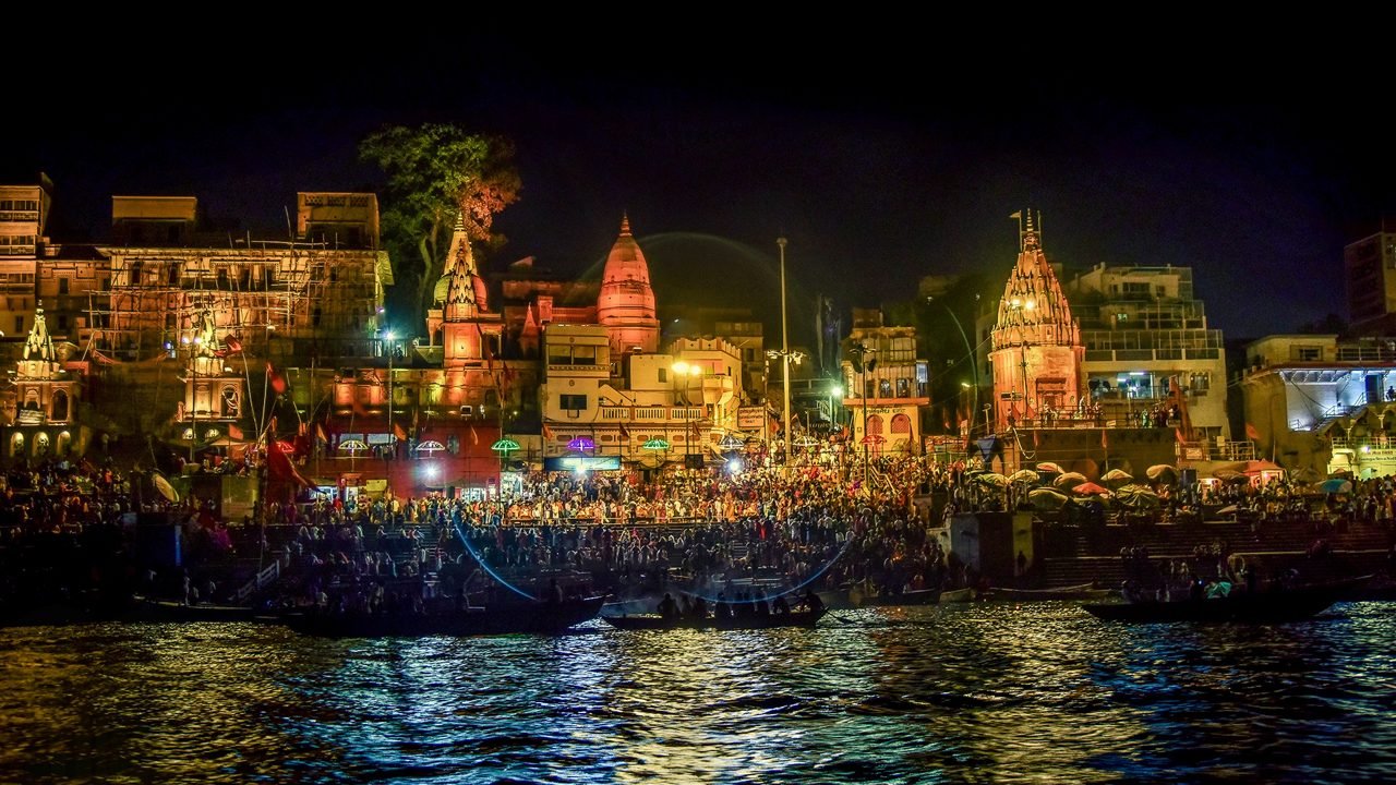 Tour Programme of Lucknow, Ayodhya, Varanasi from Howrah 