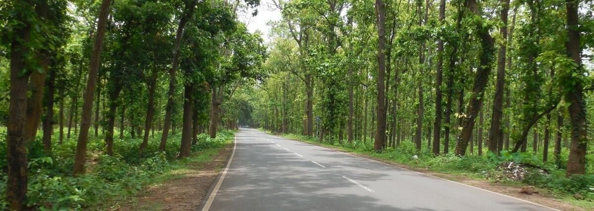 Ghatsila Galudi Jhargram Tatanagar on Road 